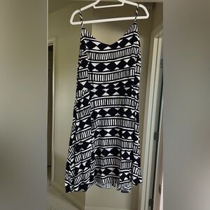 Black and White Geometric Pattern Dress